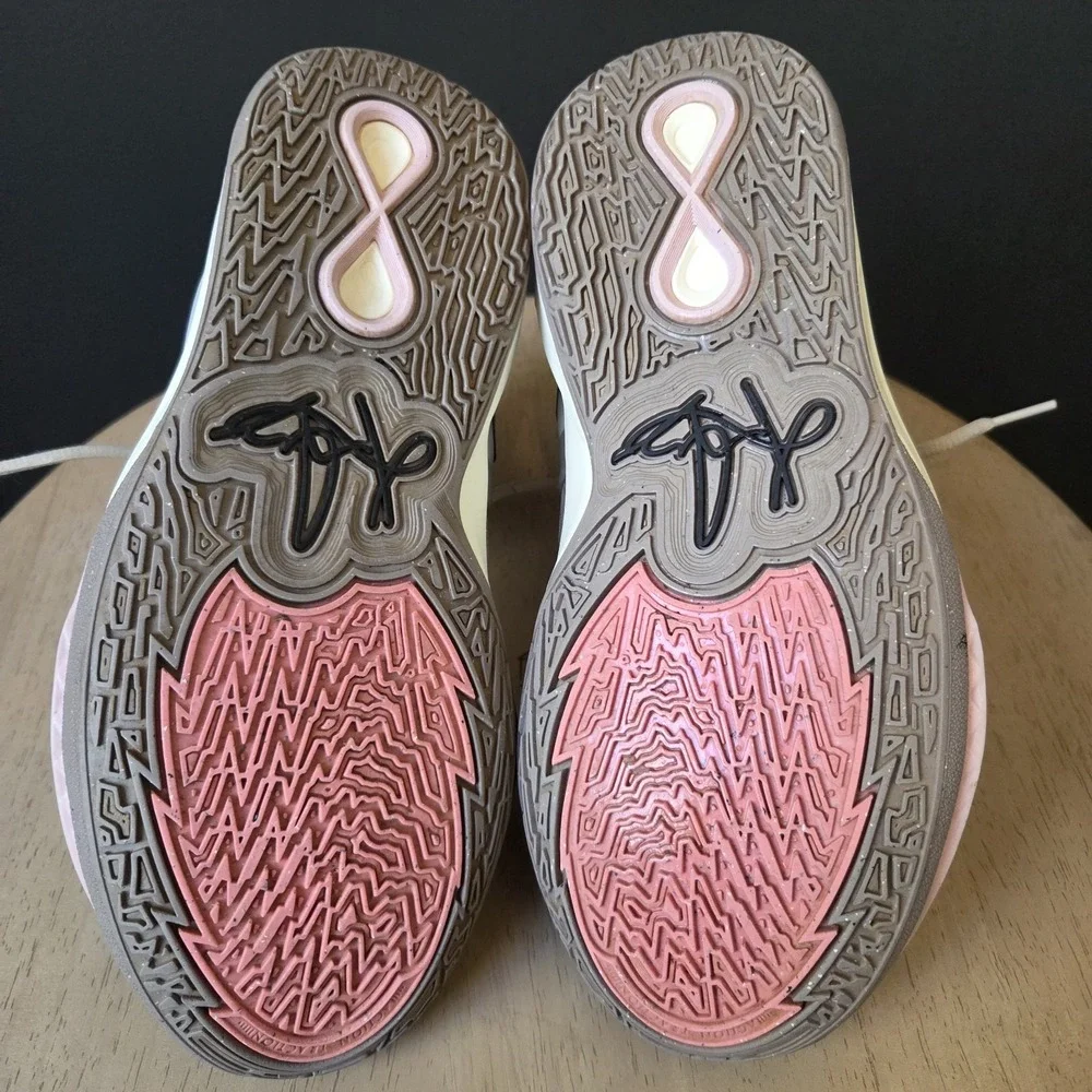 Nike Kyrie Infinity Leopard Camo Gray Shoe SZ 7Y DD0334-006 Pink Gray School Fit